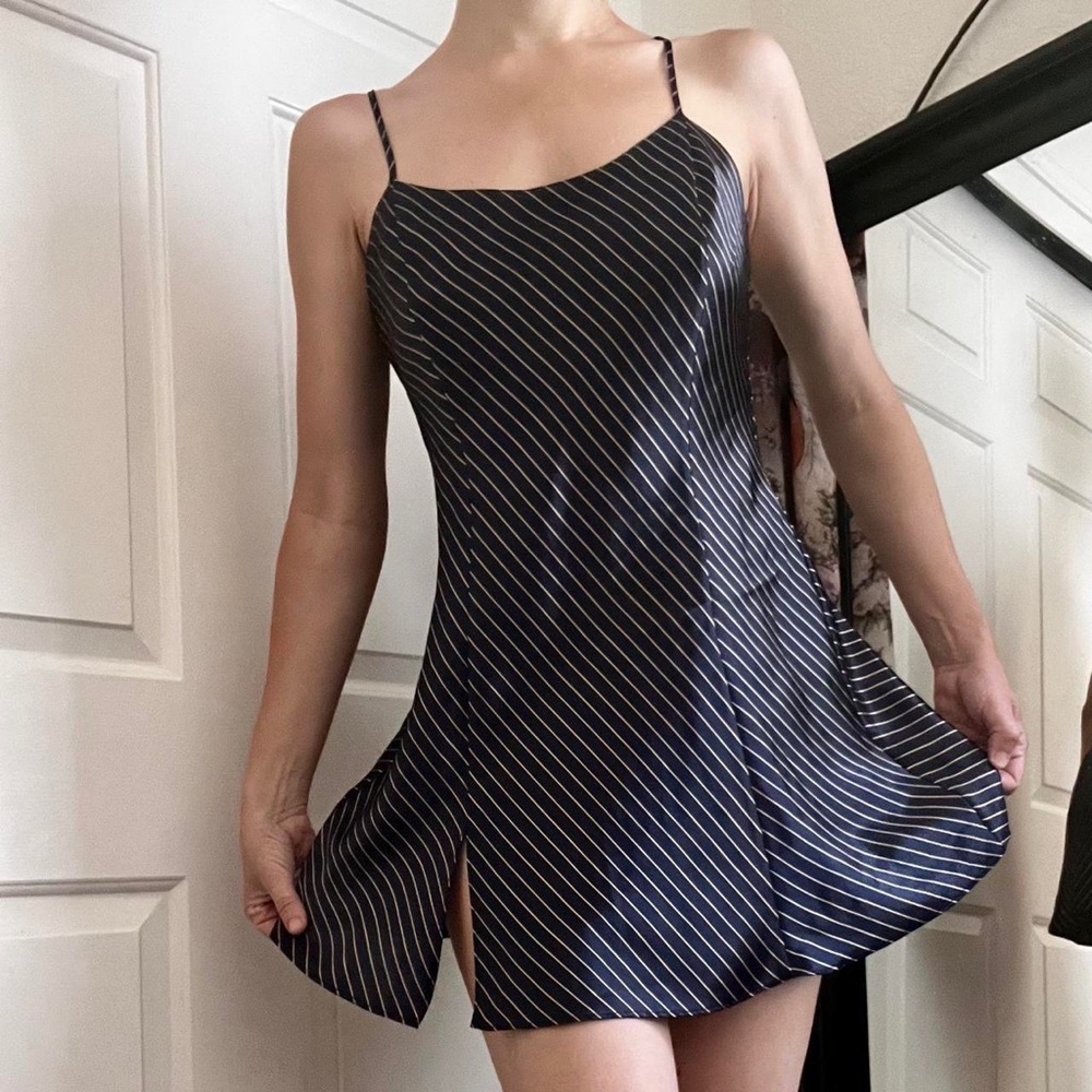 Victoria’s Secret navy + gold pinstripe nightie/negligee / slip dress lingerie